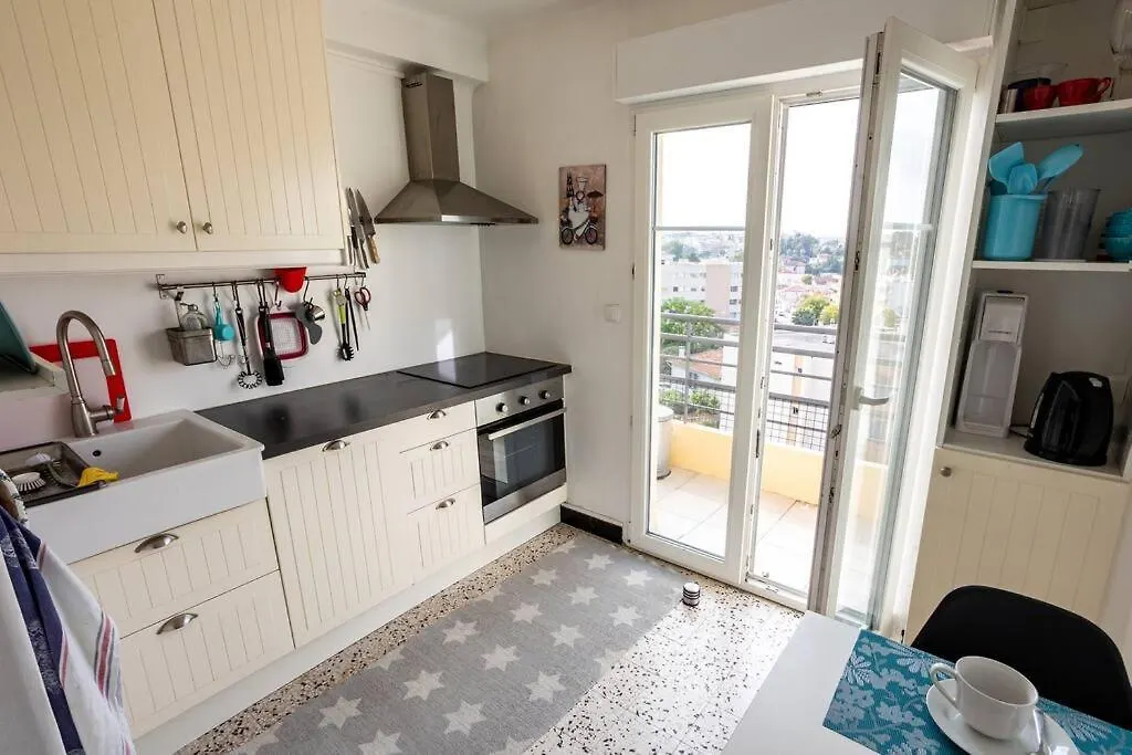 Two Bedroom In Antibes Apartment